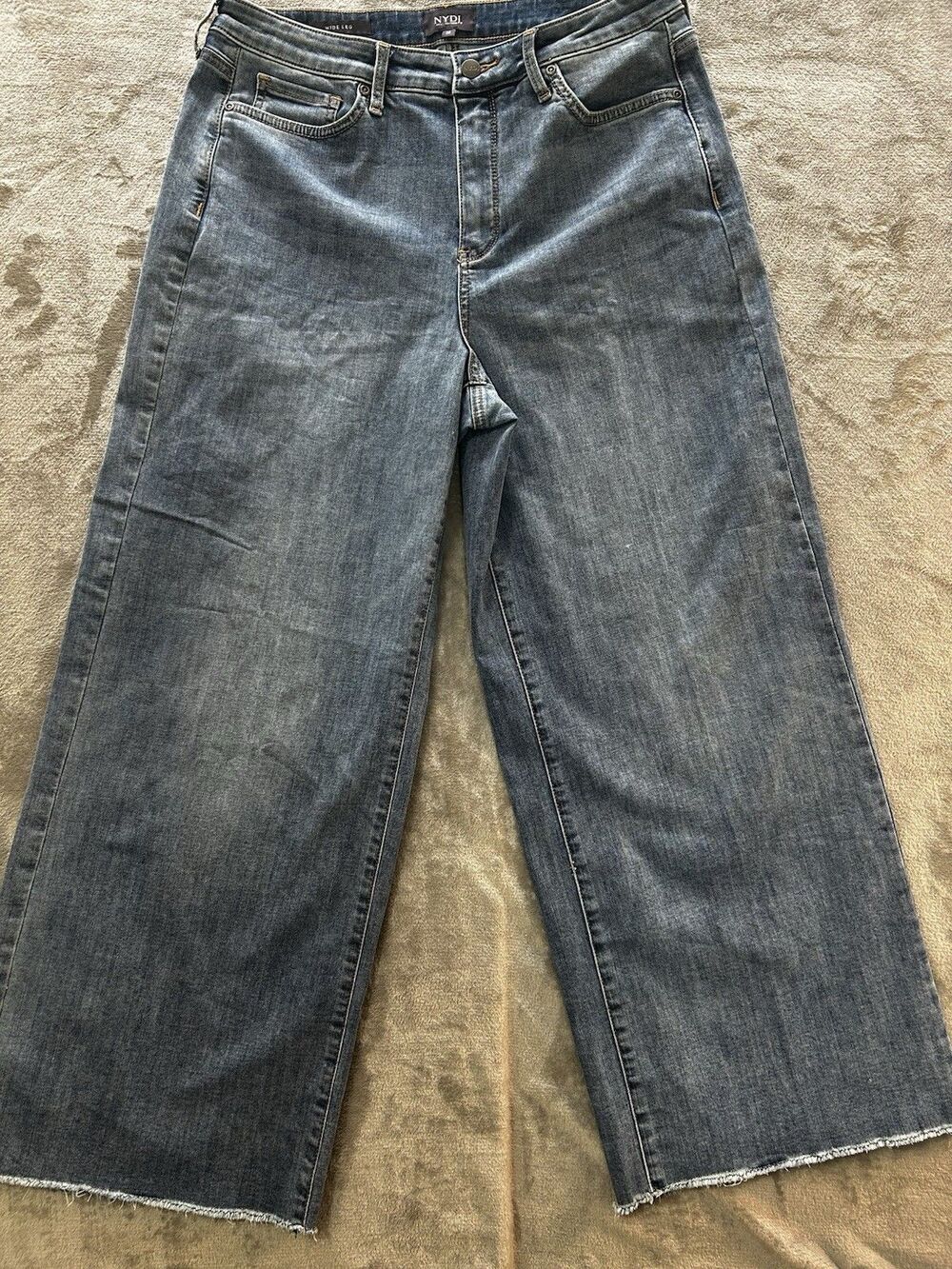 NYDJ Wide Leg Cropped Jeans Womens Size 10 Blue Raw Hem Lift Tuck Denim
